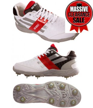 Gray-Nicolls Predator 3 Spike Cricket Shoes